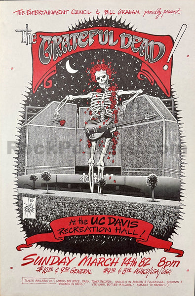 AUCTION - AOR 4.109 - Grateful Dead - 1982 Poster - UC Davis - Excellent