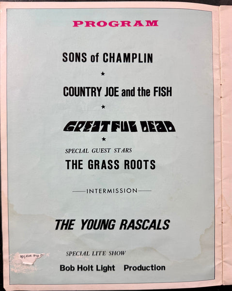 AUCTION - AOR 2.296 - Grateful Dead Young Rascals - 1967 Program - Oakland Auditorium - Very Good