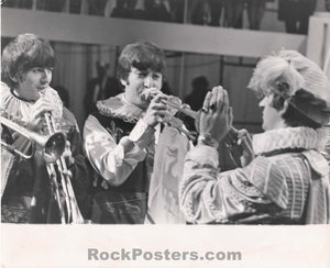 The Beatles - 1964 Globe Photo - Excellent